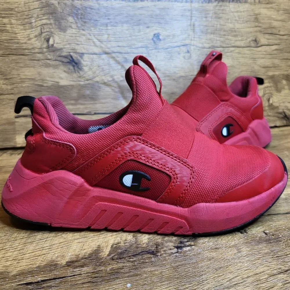 Champion D1 Lite red slip on sneaker sz 2